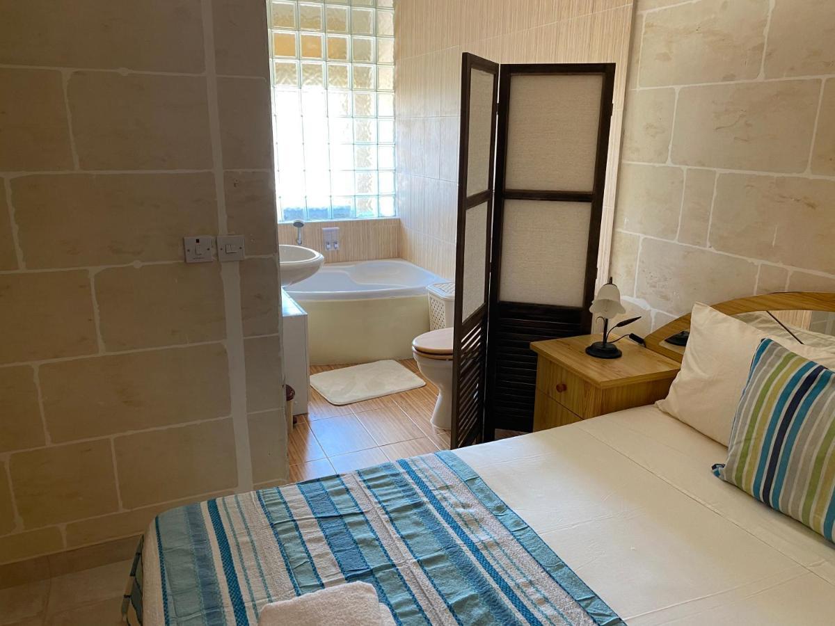 2 Bedroom Apartment In Qala - Gozo Exteriör bild